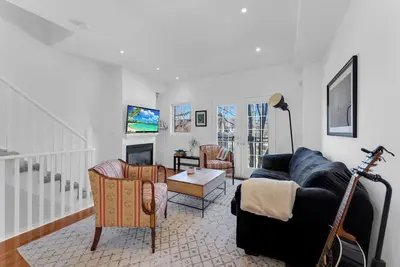 Image de Junction Triangle - Bloor Go - Landsdowne Ttc