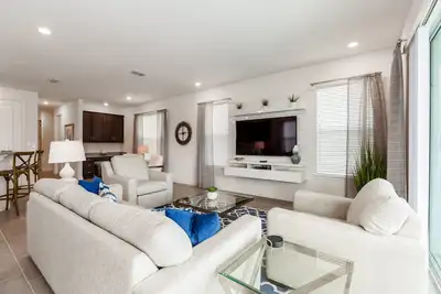 Image de Last Minute Disney! Private Pool, Hot Tub, Game Room & Themed Bedrooms. Book Now! #30532