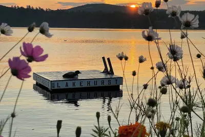 Image de Charming 1 bedroom Lakefront Cottage