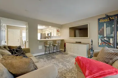 Image de Near Airport & Interstate: Houston Area Townhome