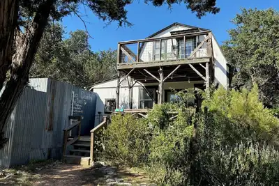 Image de 2 Bedroom Vacation Cottage in San Marcos/Wimberley, Tx