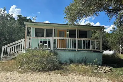 Image de 1 Bedroom Vacation Cottage in San Marcos/Wimberley, Tx