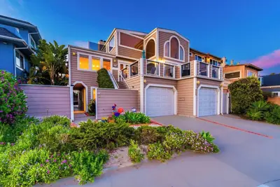 Image de Spacious 5-bedroom house  in serene Oxnard