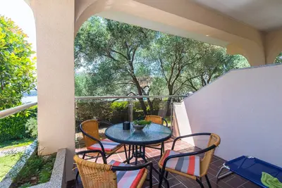Image de Appartement d'une chambre avec la terrasse Punat, Krk (A-24859-a)