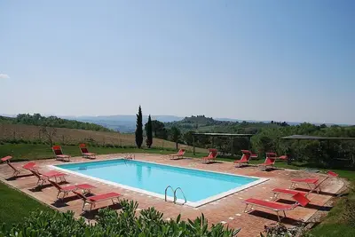 Image de Casa Cassiodoro C: A welcoming apartment surrounded by meadows and by green hills, with Free Wi-Fi.