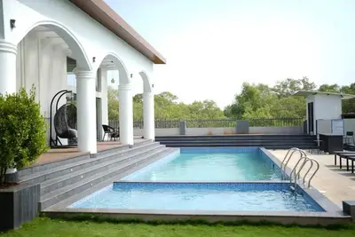 Image de Azure Nest |1bhk| Nr. Candolim Beach