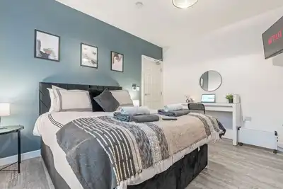 Image de Central Flat near Broadway Plaza | Fast Wi-Fi | Sleeps 4