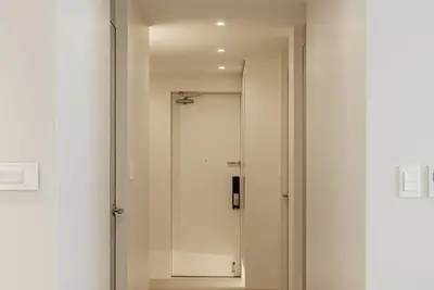 Image de 강남 프리미엄 아파트 4베드룸 풀옵션 고급스러운