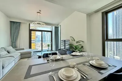 Image de Luxury 2-bedroom apartment with Ac, fitness room and Pool with Burj Khalifa View