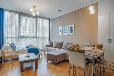 Image de A bright and stylish studio in Batışehir Göztepe, offering modern amenities, a fully equipped kitchen, and seamless access to central Istanbul. Perfect for solo travelers or couples seeking comfort and convenience.