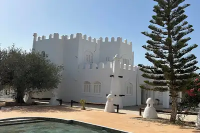 Image de Bel appartement avec terrasse de toit et piscine privée