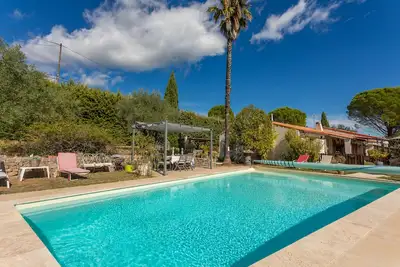 Image de Appartement 'Les Tarentes' avec vue sur la montagne, piscine partagée et Wi-Fi