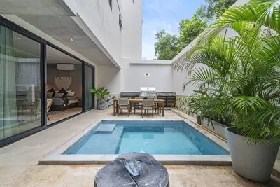 Image de Palais K101 by Luwii Stays