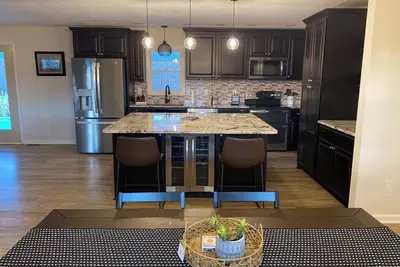 Image de Beautifully Renovated 3-Bedroom, 3-Bath Home in Taswell, Indiana