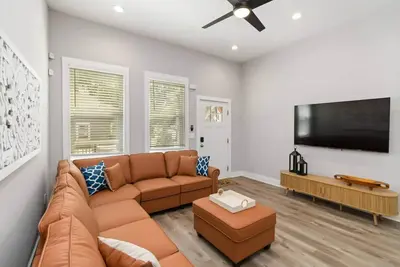 Image de Spacious Midtown Home Steps from Piedmont Park