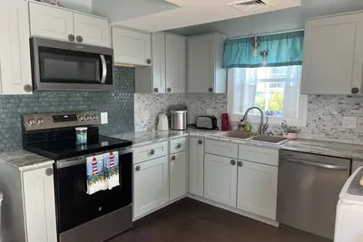 Image de Charming ocean view cottage with Ac in Fairhaven - 1 bedroom