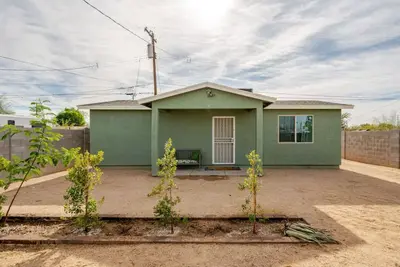 Charming 1-bedroom house in Phoenix