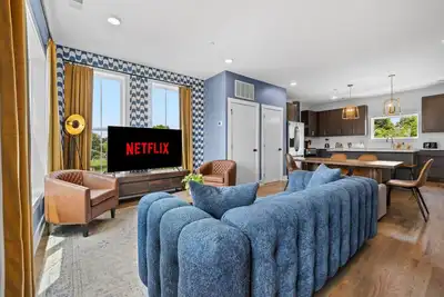 Image de Family-Friendly 3br Townhouse | GameRoom & Balcony