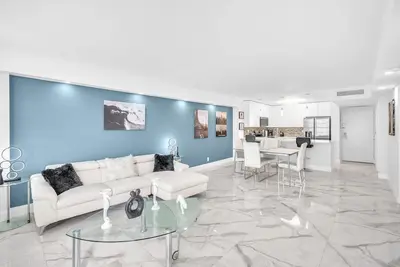 Image de Renovated 2 Br at the Beach in superb Hollywood