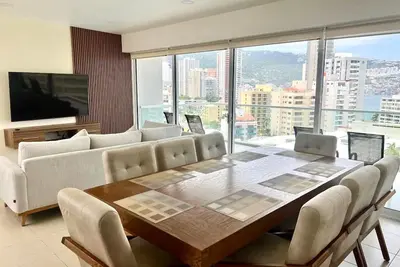 Image de 3 bedroom family apartment in Acapulco, a few steps from the beach.