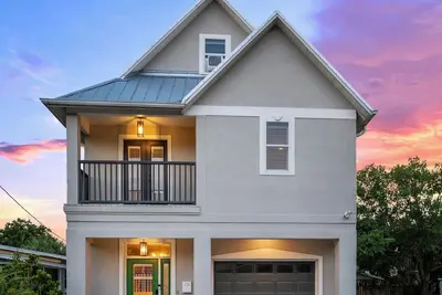 Image de Heart of Hyde Park Home Near Hyde Park Village, Convention, Hospital & Downtown!