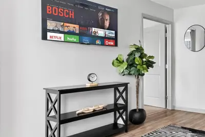 Image de 3 mins from Redstone Arsenal.