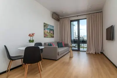 Image de Beautiful new apart in Vake near Mziuri park