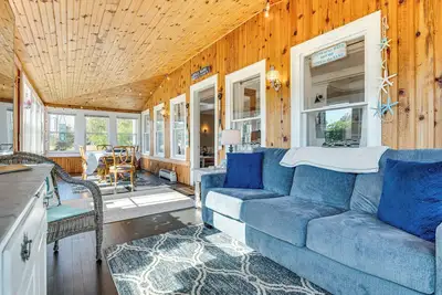 Image de Hot Tub & Fireplace: Coastal Getaway in Maine