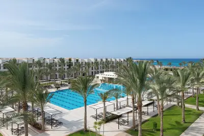 Image de Luxurious Getaway for the Family - with Swimming Pool and Free Breakfast