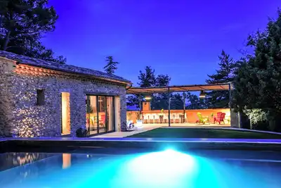 Image de Mas 5* Spa Saint Quenin®️ - 26pers -Climatisation-Piscine CHAUFFÉE-Jacuzzi-Sauna