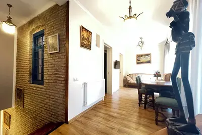 Image de Top Comfort In a Prime Location - Mtatsminda (Old Tbilisi)