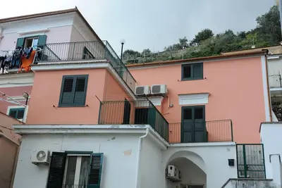 Image de Appartement 'Ce Tour - Casa Cetara Centro' avec Balcon, Wi-Fi et Climatisation