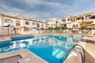 Image de Appartement 'Puertosol' avec piscine commune, Wi-Fi et climatisation