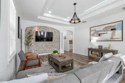 Image de Midtown Stay with 2 bedrooms less than a mile from the Rj Stadium