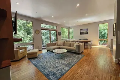 Image de Modern Hideaway in the Redwoods