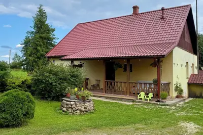Image de GemĂĽtliches Landhaus mit Kirchenblick & frischen FrĂĽhstĂĽckseiern