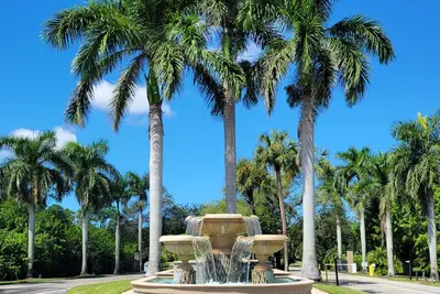 Image de Modern 2 bedroom / 2 bath condo with pool, and free golf in delightful Estero.