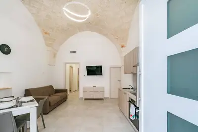 Sciura House by Rentbeat