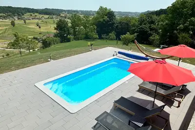 Image de Villa Pine Log by Villas Guide