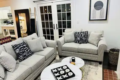 Image de M-Street Family Hideaway-Cozy 3-Bedroom Family Stay