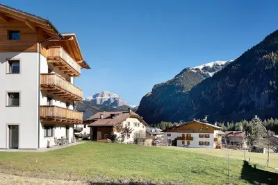 Image de Appartement 'Cesa Pattis' avec vue montagne, jardin privé et Wi-Fi