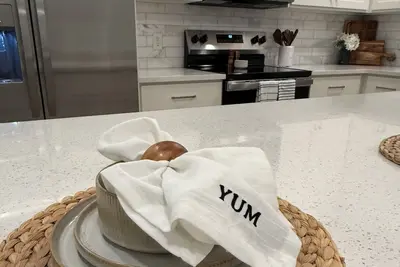 Image de Brand New Townhome close to University of West Florida and Hospitals