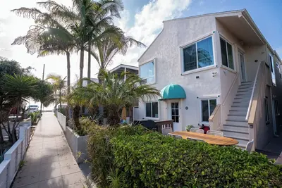 Image de Garage Parking, Ac, Kid Friendly, 45 seconds from the beach!