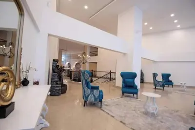 Image de Exquisite 2br, The Colosseum