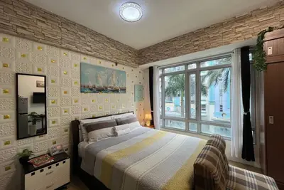 Image de Marvinn's by Lvh - 150 Newport Boulevard