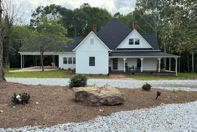 Image de Fully Renovated Farm Home near Clemson and Anderson.