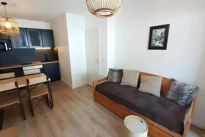 Image de Pied des pistes de ski, 1er étage, vue pistes de ski, terrasse, balcon, télévision, casier à ski