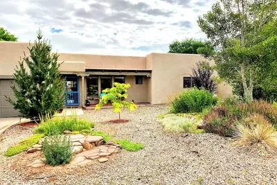 Sunny 2 bedroom home with stunning views