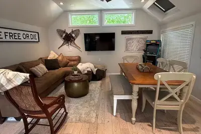 Image de Cozy Family Ski Lodge | North Conway Village Stay