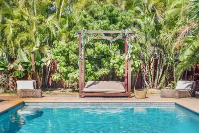 Image de Casa Aloha | Tropical Pool | Beach 9 mins | Games